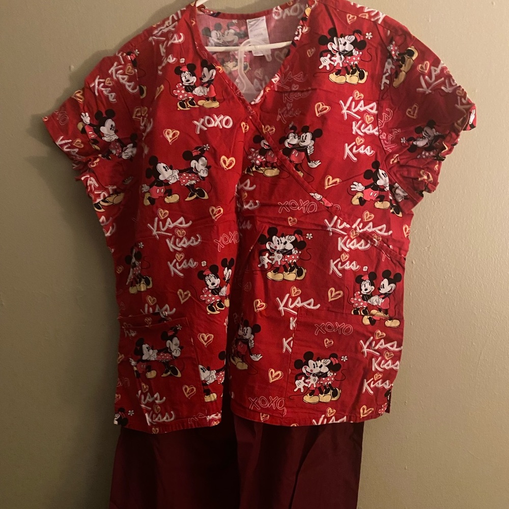 Mickey mouse scrub set